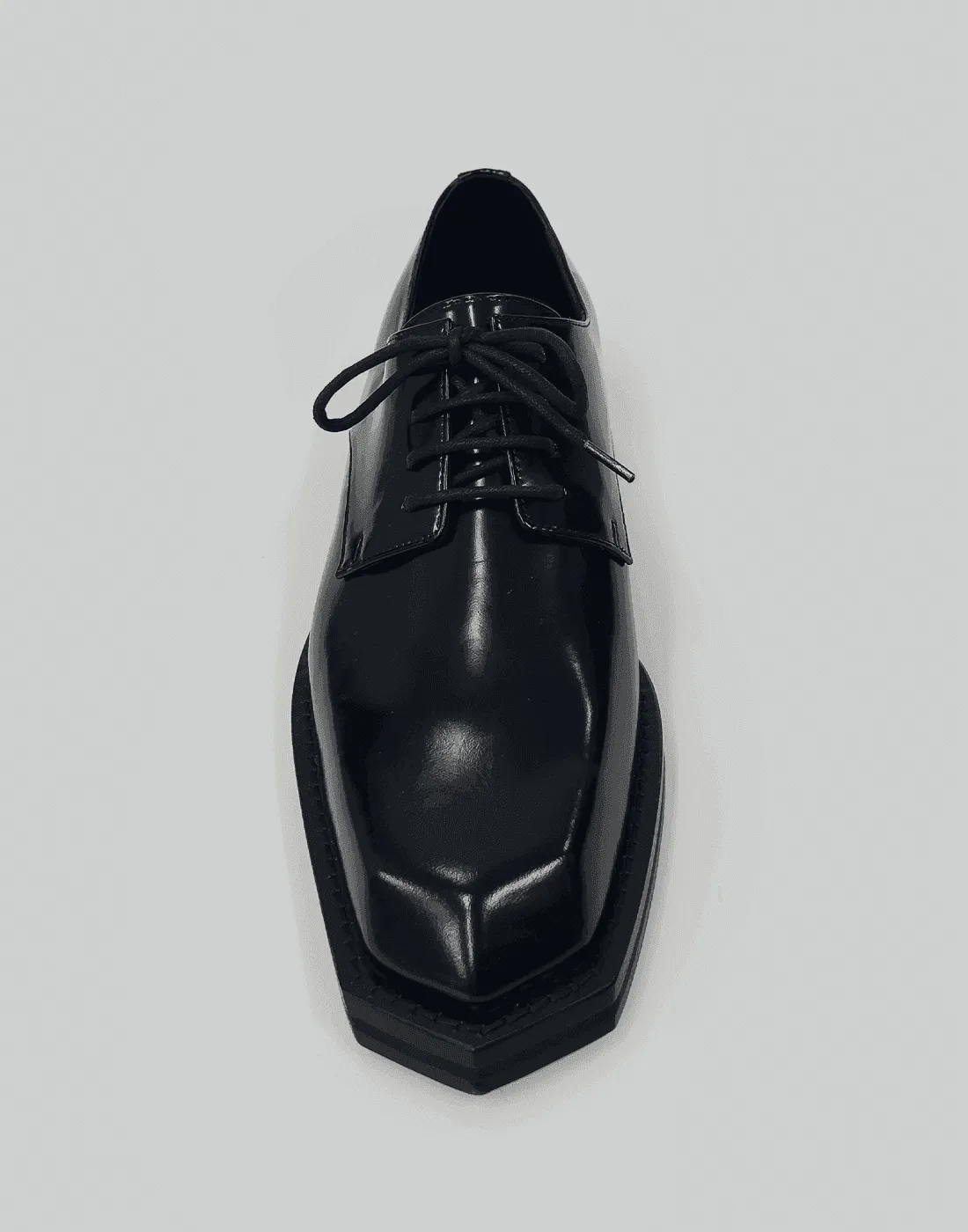 CHIESEL TOE DERBY