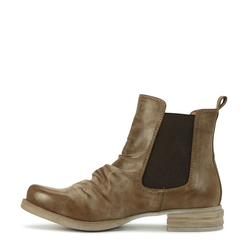CORO1 VEGAN CHELSEA ANKLE BOOTS