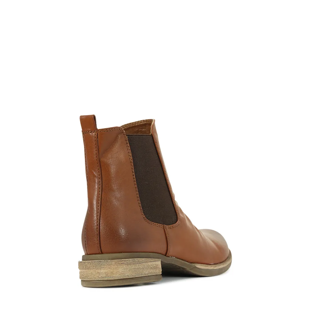 CORO1 VEGAN CHELSEA ANKLE BOOTS