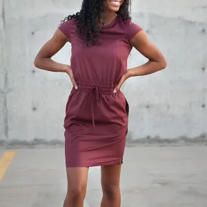DOWNTOWN Lightweight Dress in Burgundy