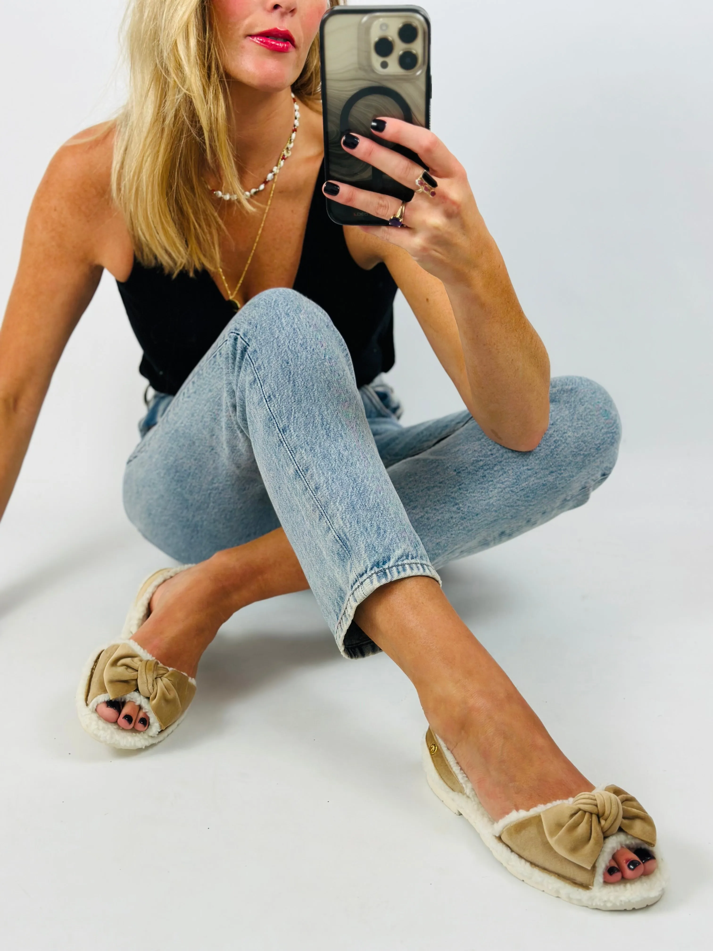 Marilyn Velvet Slipper