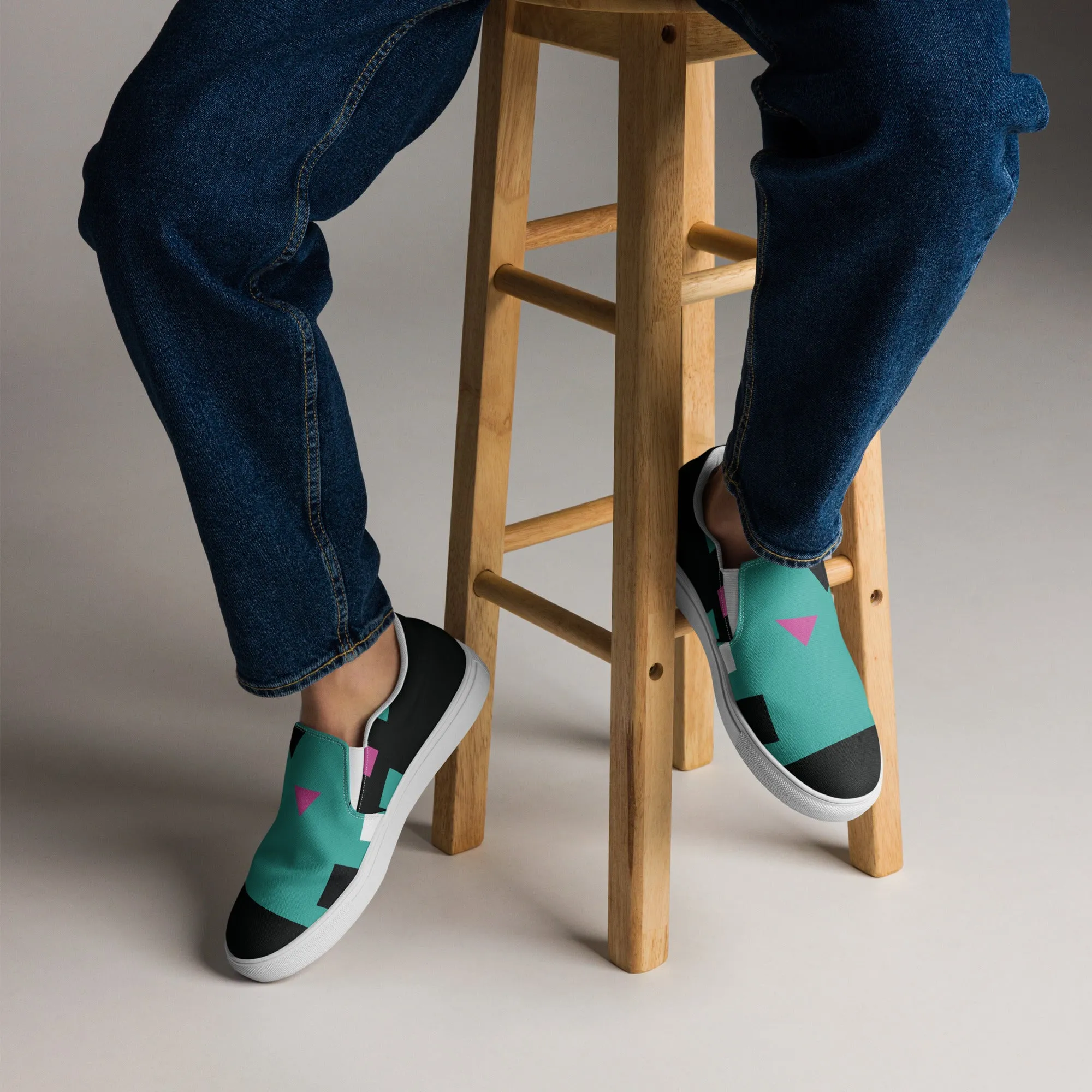MISSING LINK Men’s Slip-On Canvas Shoes
